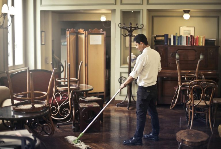 Deep cleaning in lviv: when professional cleaners are worth it