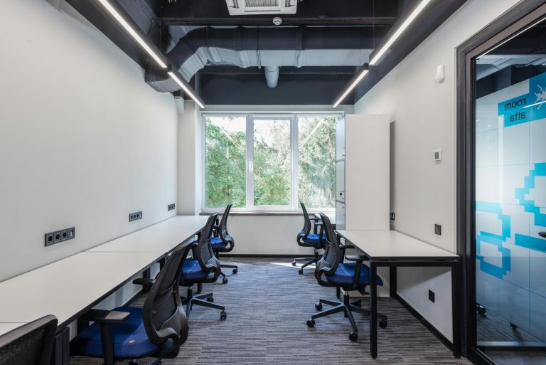 Office Cleaning in Lviv: Checklist for Small Teams and Client-Facing Spaces