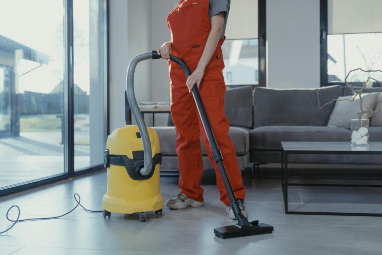 Apartment cleaning in lviv: costs and what is included