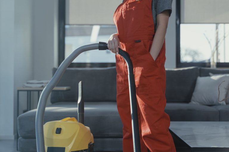 Essential Checklist Before Booking Apartment Cleaning in Lviv