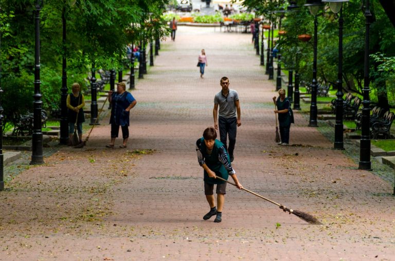 How to Choose a Reliable Apartment Cleaning Service in Lviv