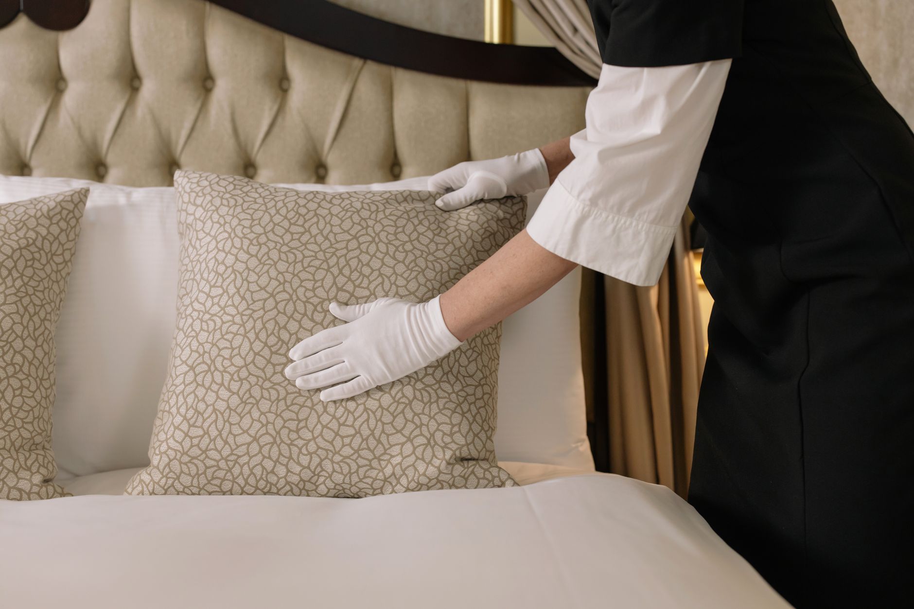 Mattress Cleaning in Lviv: How to Choose the Best Service from CleanWhale