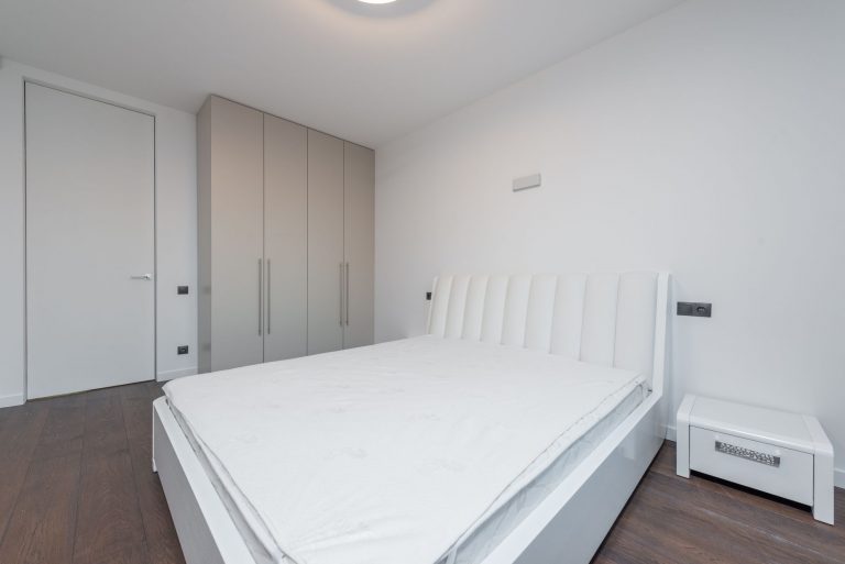 Comprehensive Guide to Mattress Cleaning in Lviv: Pricing and Services with CleanWhale