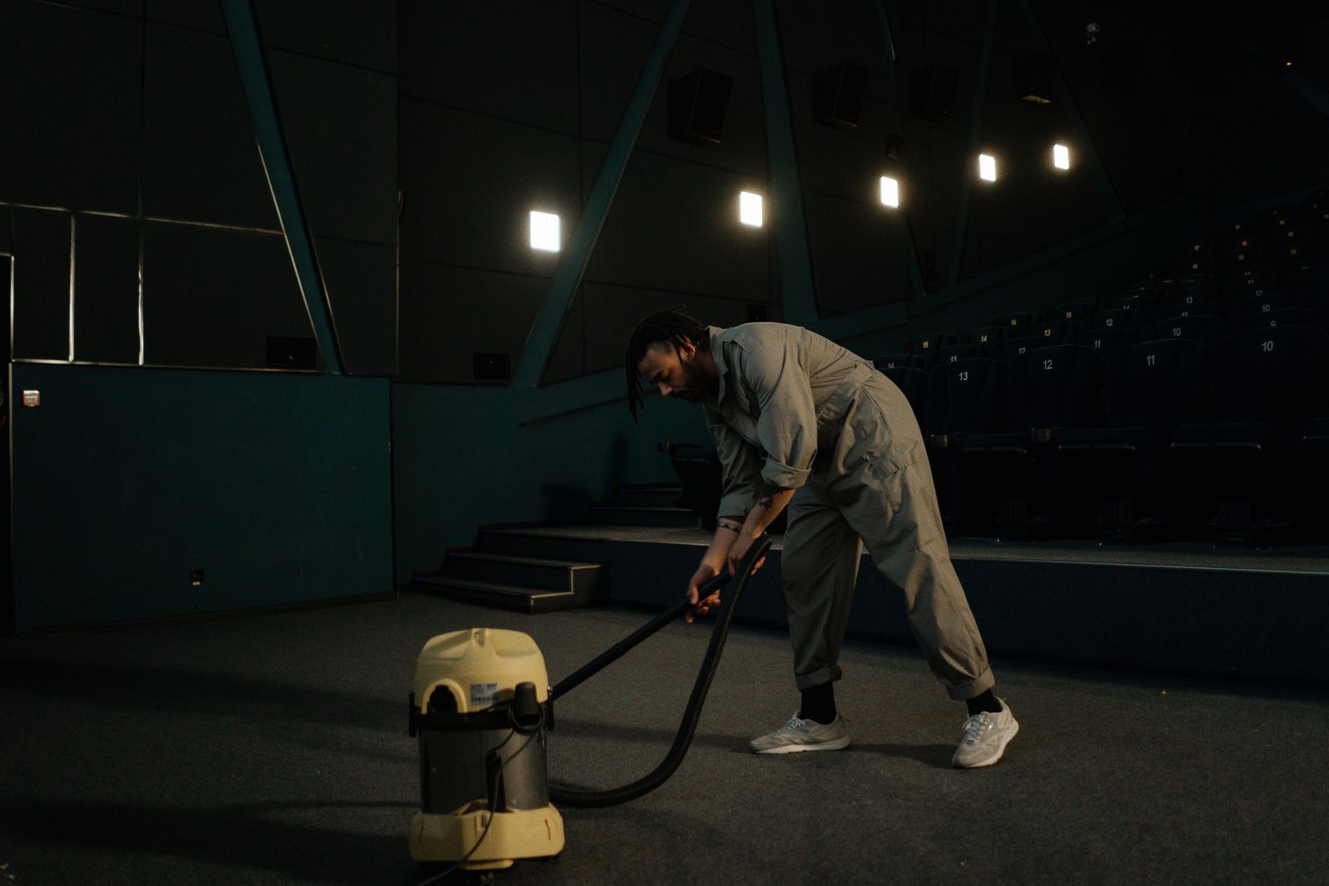 Last-Minute Cleaning in Lviv: How to Prepare Before CleanWhale Arrives
