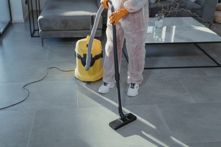 Last-Minute Cleaning in Lviv: What to Prepare Before the Cleaner Arrives